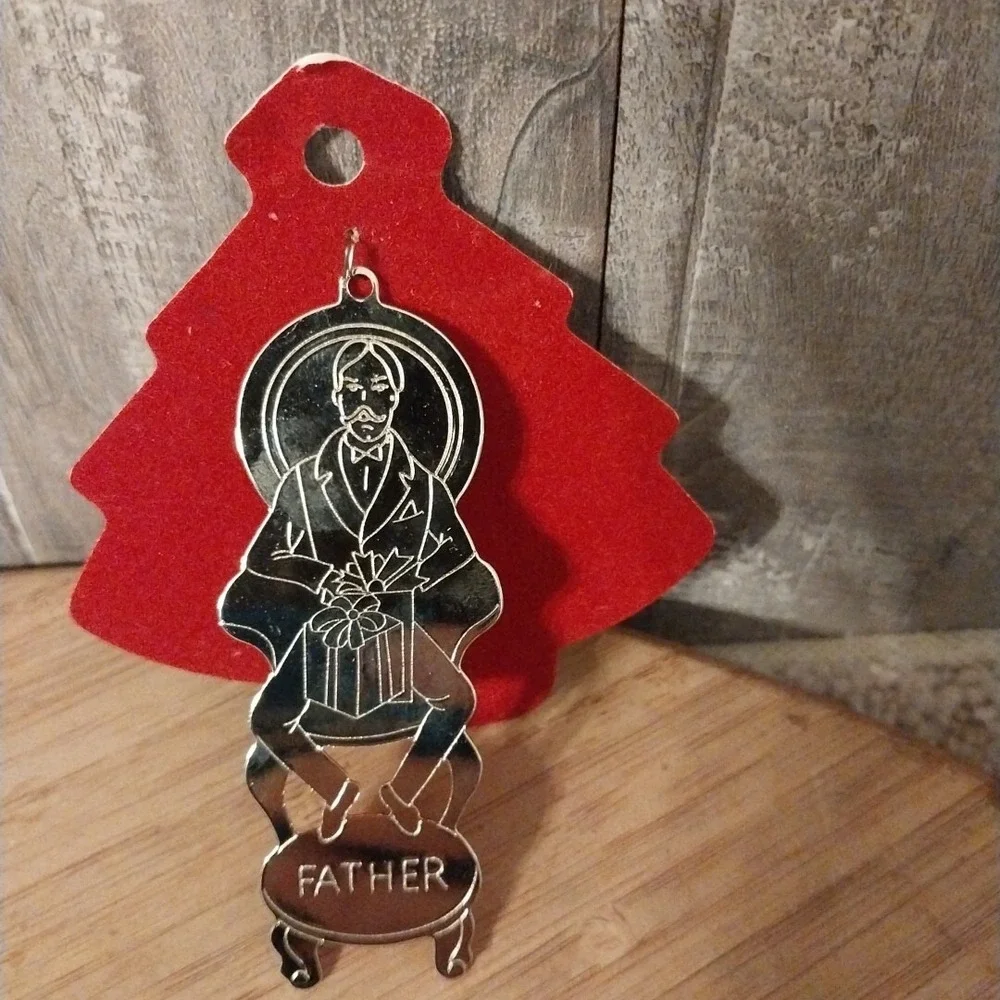 CUTE Lot Of 2 G. Duchin Brass MOTHER & FATHER Christmas Tree Ornament 1979 Gift
